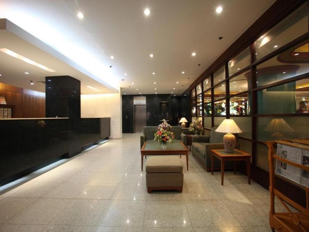 Sunny Bay Suites Маніла Екстер'єр фото