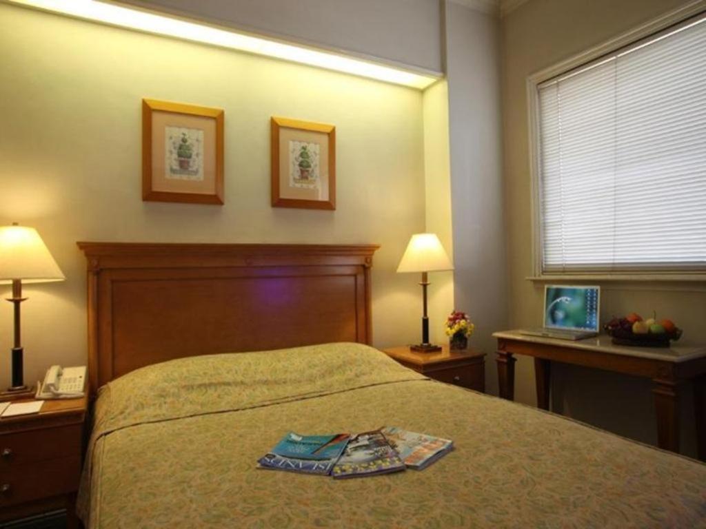 Sunny Bay Suites Маніла Екстер'єр фото